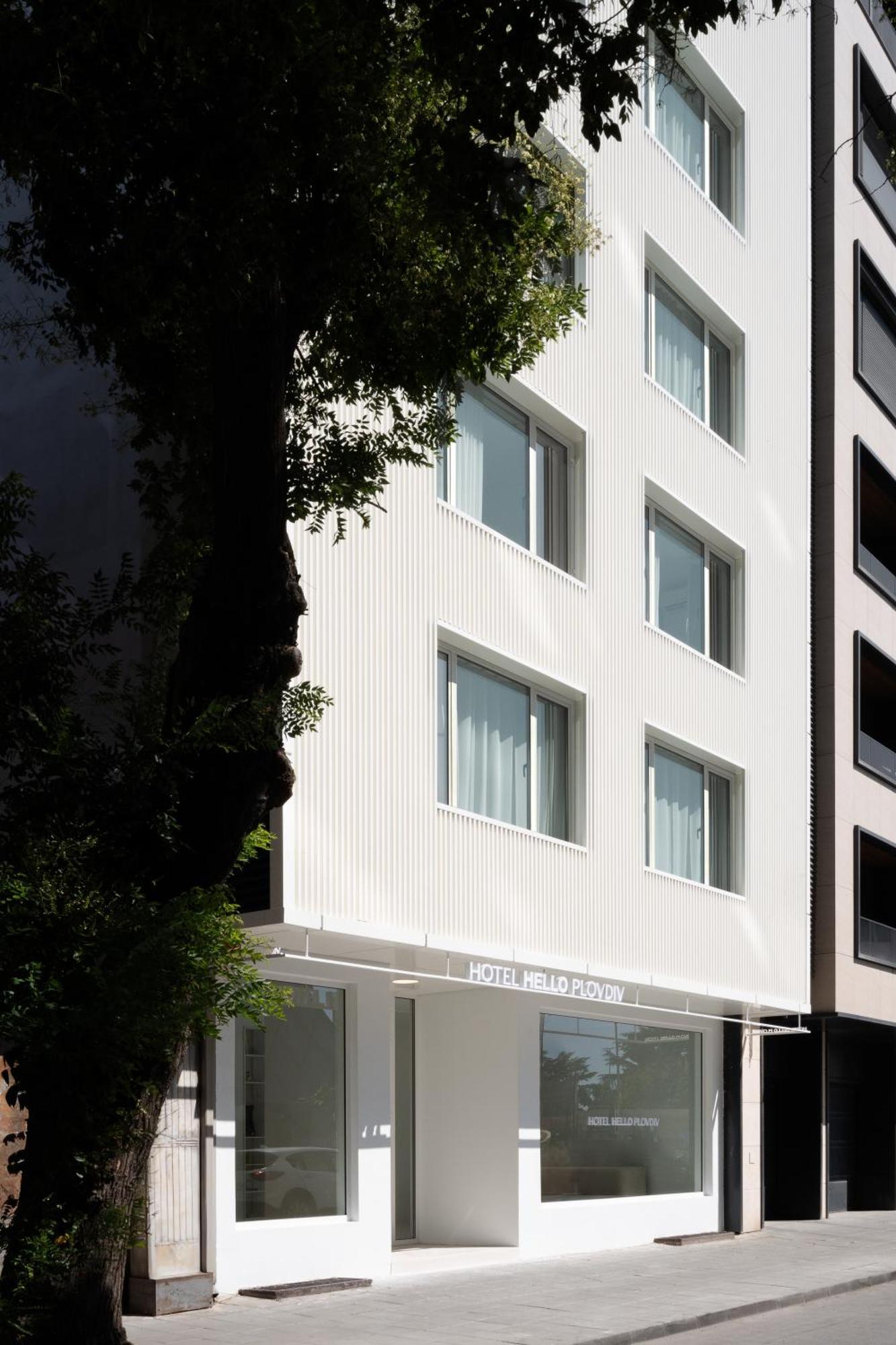 Hotel Hello Plovdiv - Free Parking And Pet Friendly ภายนอก รูปภาพ