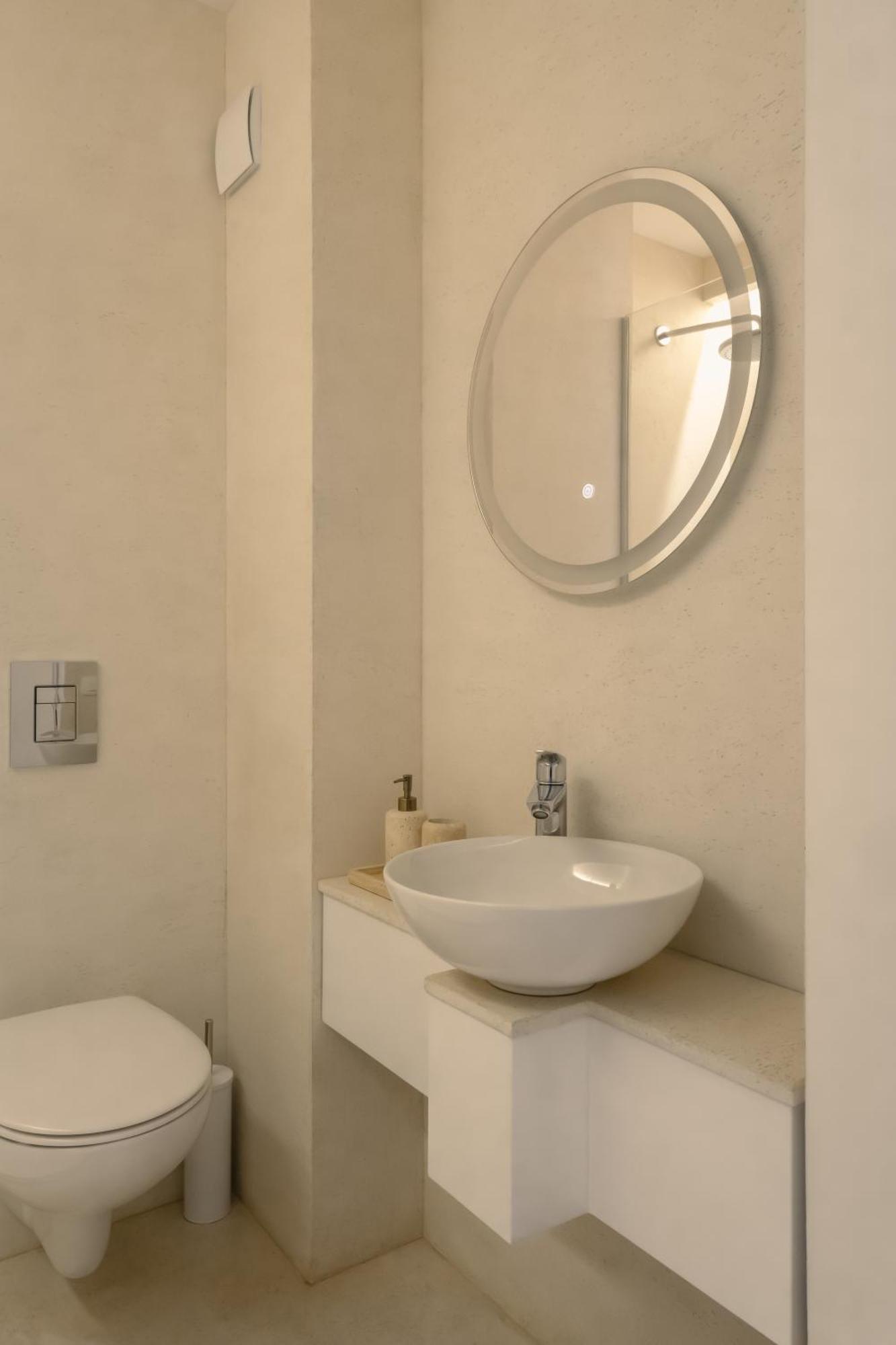 Hotel Hello Plovdiv - Free Parking And Pet Friendly ภายนอก รูปภาพ