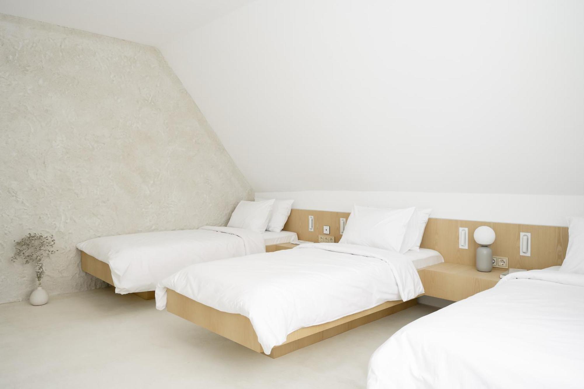 Hotel Hello Plovdiv - Free Parking And Pet Friendly ภายนอก รูปภาพ