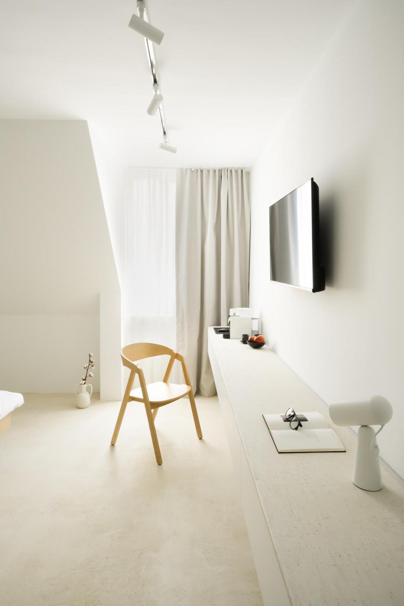 Hotel Hello Plovdiv - Free Parking And Pet Friendly ภายนอก รูปภาพ