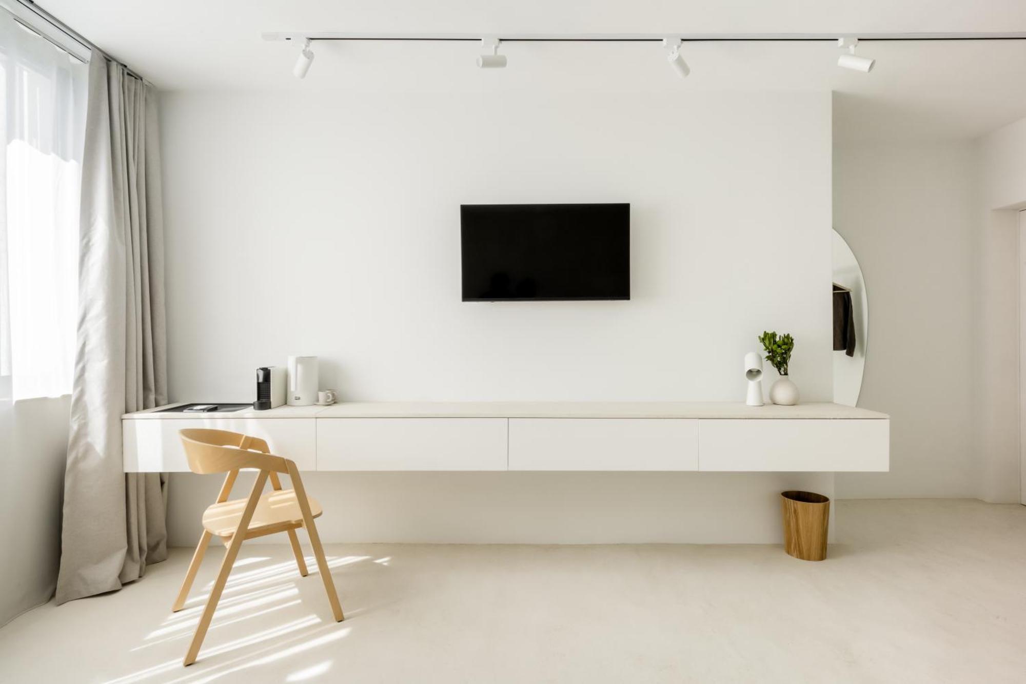 Hotel Hello Plovdiv - Free Parking And Pet Friendly ภายนอก รูปภาพ